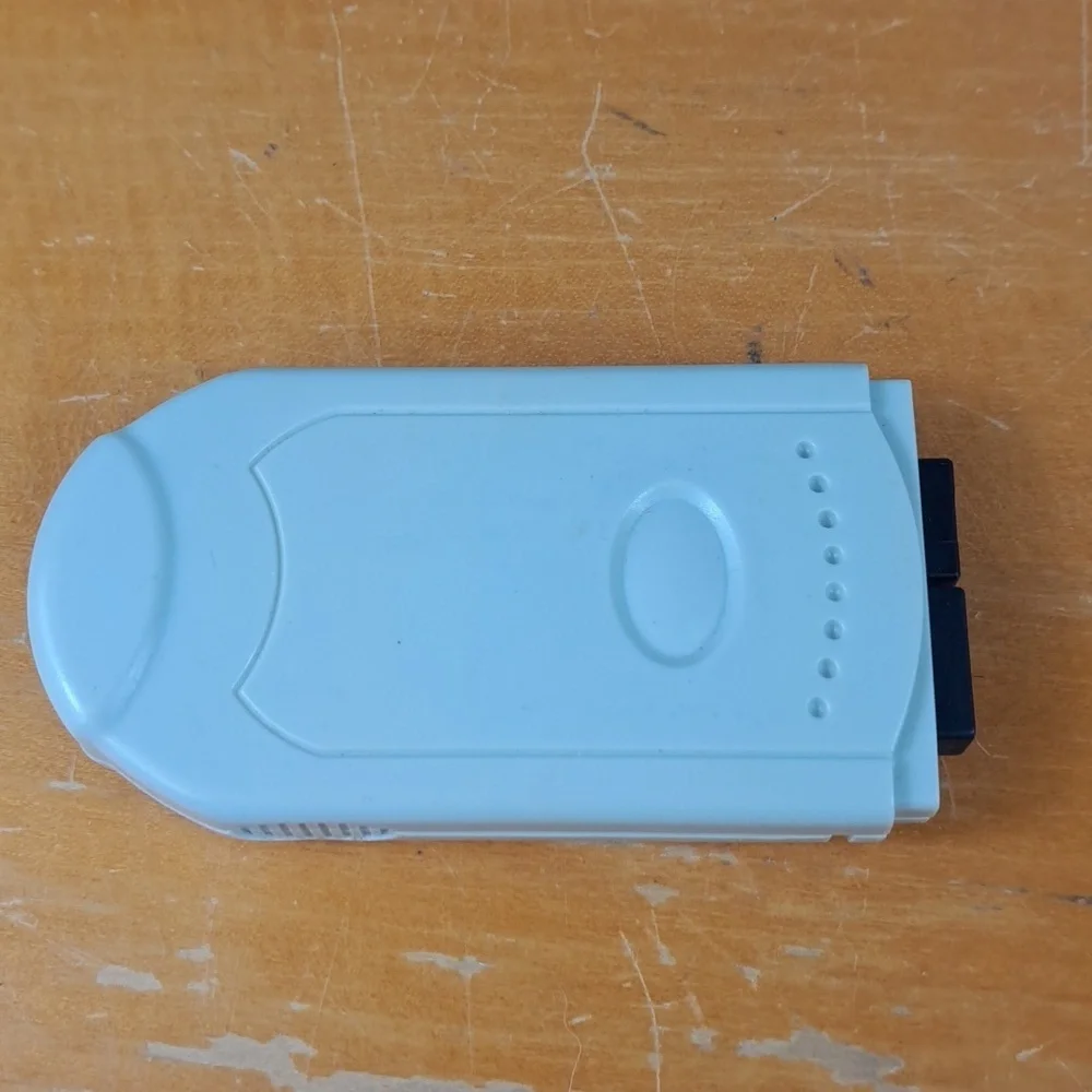 2 Vintage Sega Dreamcast OEM controllers White & Blue Ocean Clear # HKT-700 test